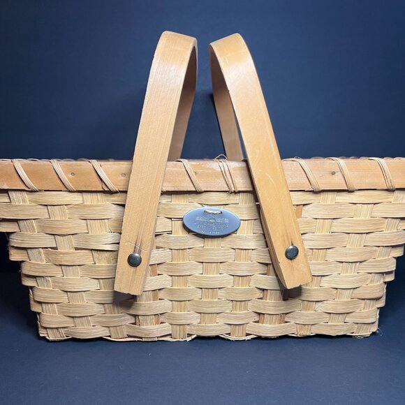 Vintage Spring 1999 Bath & Body Works Special Edition Wicker Basket w/ Handles - Picture 2 of 9